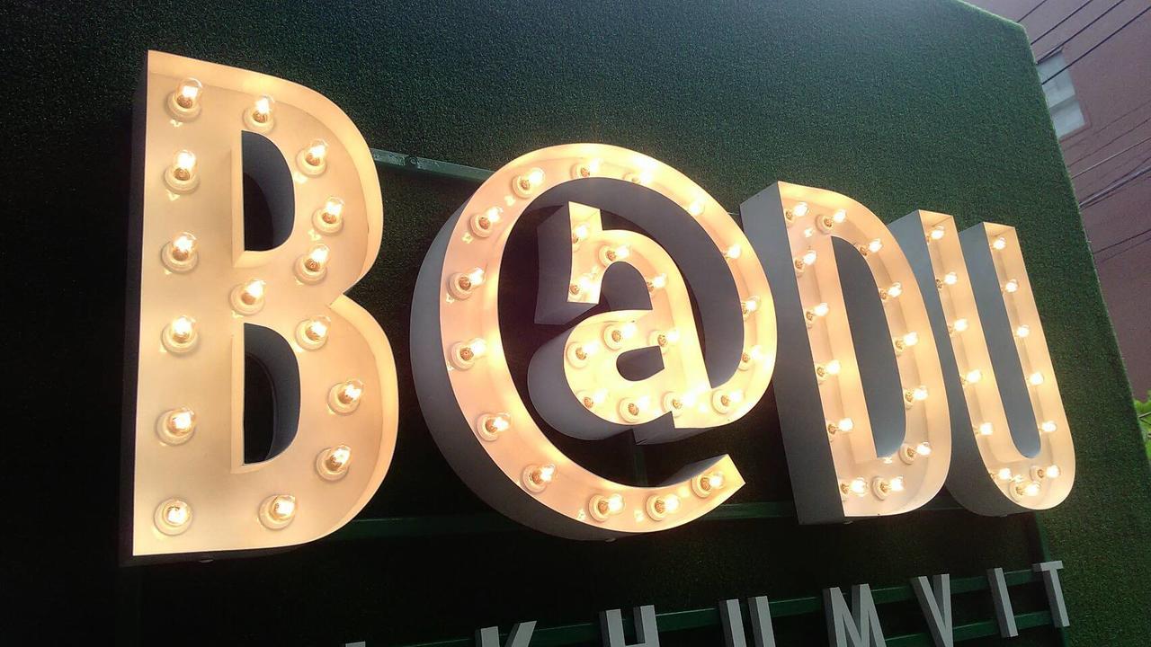 Badu Sukhumvit Dormitory Bangkok Ngoại thất bức ảnh