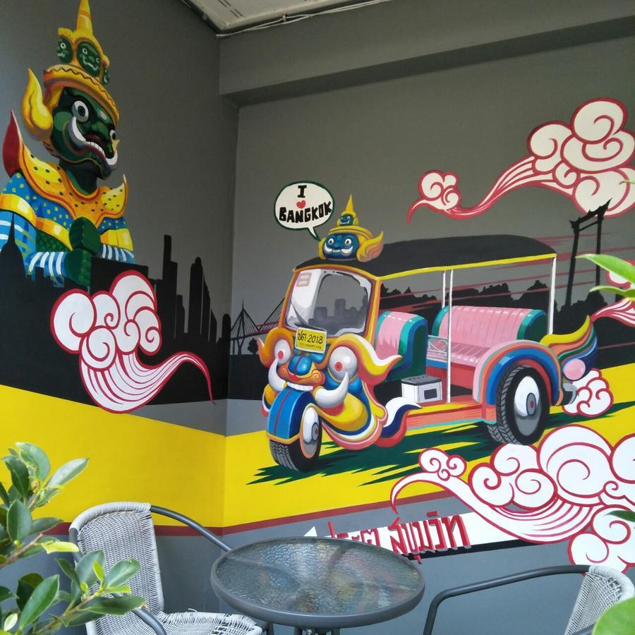 Badu Sukhumvit Dormitory Bangkok Ngoại thất bức ảnh