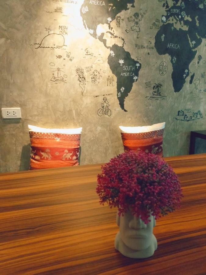 Badu Sukhumvit Dormitory Bangkok Ngoại thất bức ảnh