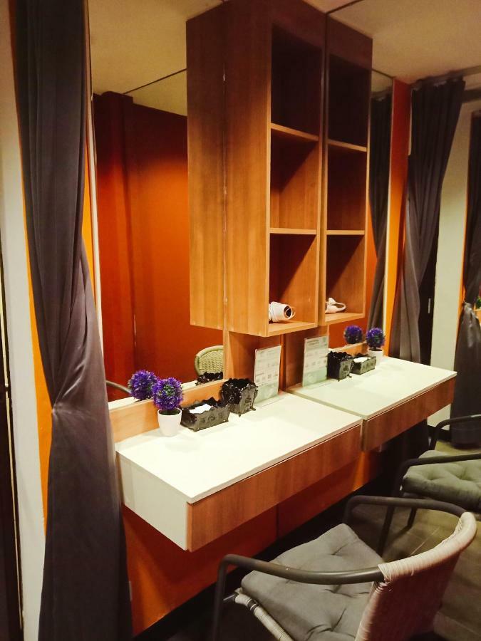 Badu Sukhumvit Dormitory Bangkok Ngoại thất bức ảnh