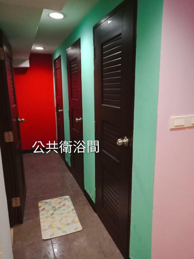 Badu Sukhumvit Dormitory Bangkok Ngoại thất bức ảnh